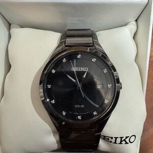 Seiko Black Solar-Powered Watch with Date